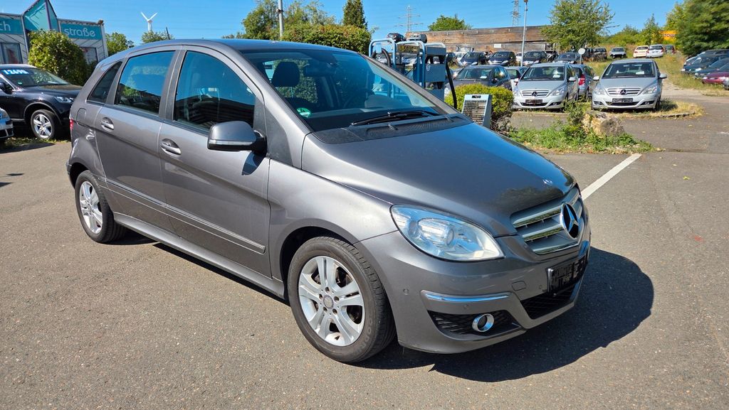 Bild des Angebotes Mercedes-Benz B 180 SERVICE & TÜV NEU