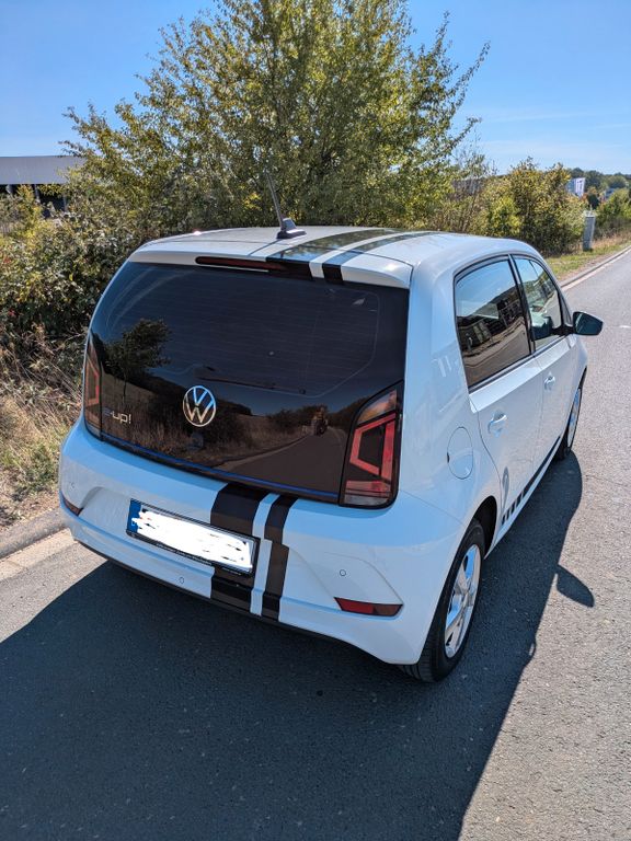 Bild des Angebotes Volkswagen e-Up mit Batteriezertifikat