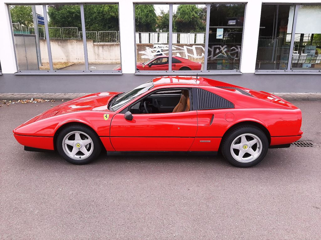 Bild des Angebotes Pontiac Fiero GT  F328 GTB V6 2,8 5-Gang Replica/Replika