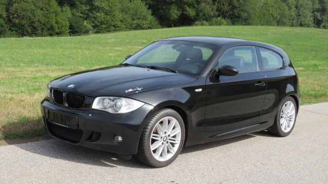 Bild des Angebotes BMW 1er 120d  N47 Motor E87 M-Paket schwarz mit TÜV