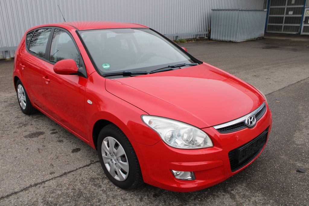 Bild des Angebotes Hyundai i30 1.4L*COMFORT*KLIMA*5TÜRE*60.000KM*1HAND*AHK*