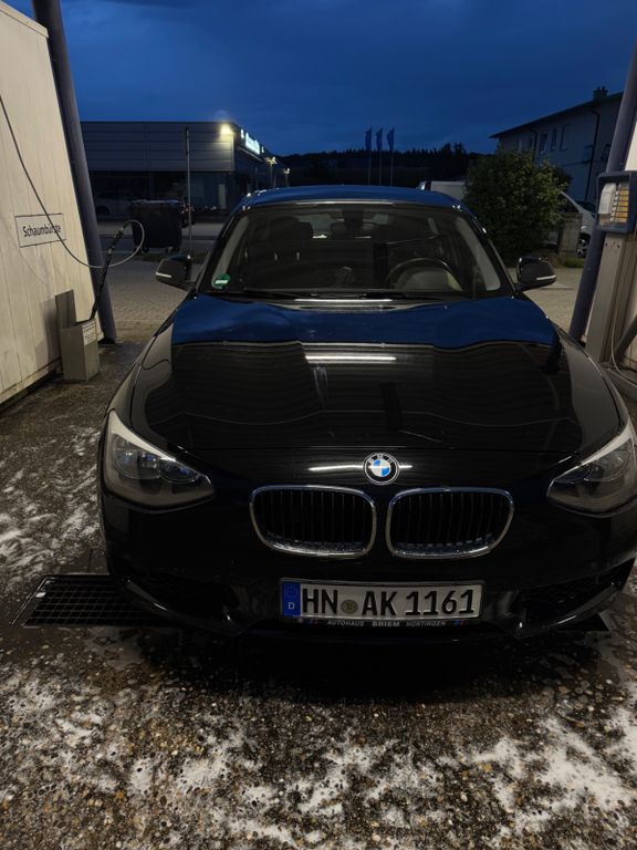 Bild des Angebotes BMW 114i - Steuerkette,Bremsen, Wasserpumpe NEU