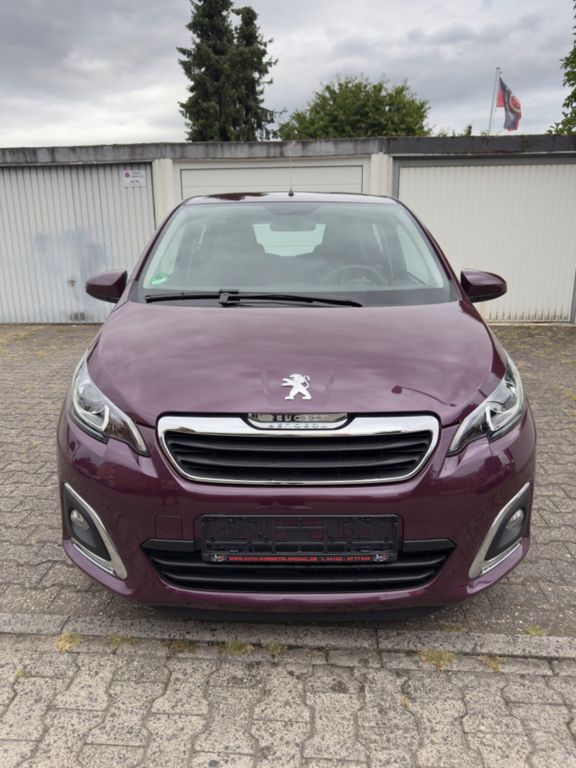 Bild des Angebotes Peugeot 108 Allure VTi 82 | 1. Hand | 7.764km | TÜV NEU