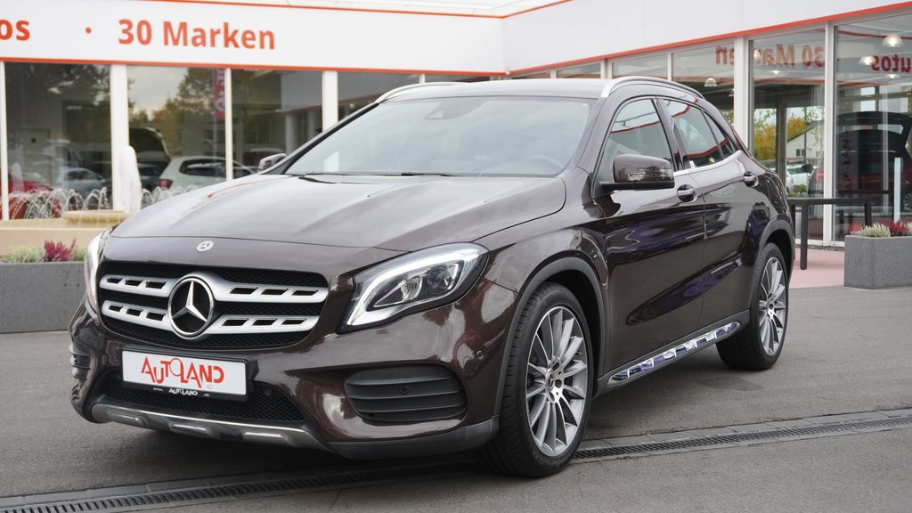 Bild des Angebotes Mercedes-Benz GLA 180 Autom. AMG Line LED Navi AHK Alcantara