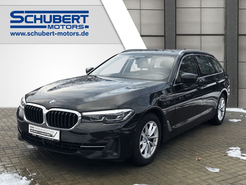 Bild des Angebotes BMW 520 i Touring LED NAVI PDC SHZ HUD H&K LHZ Kamer