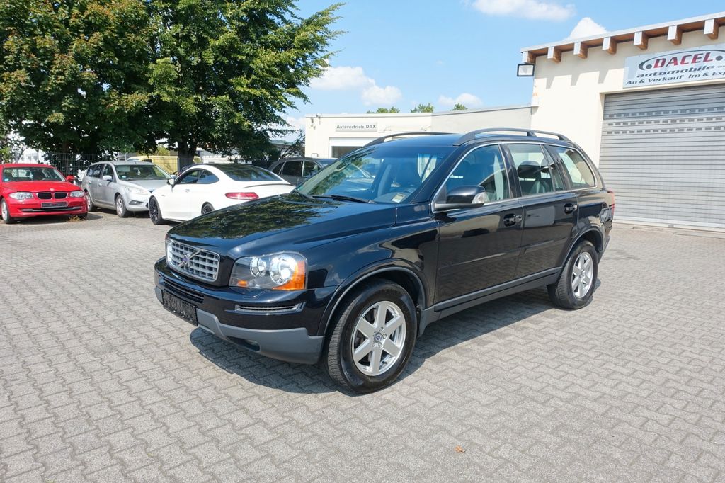 Bild des Angebotes Volvo XC 90 2.4 D5 Momen*7-Sitzer*nur Gewerbe/ Export