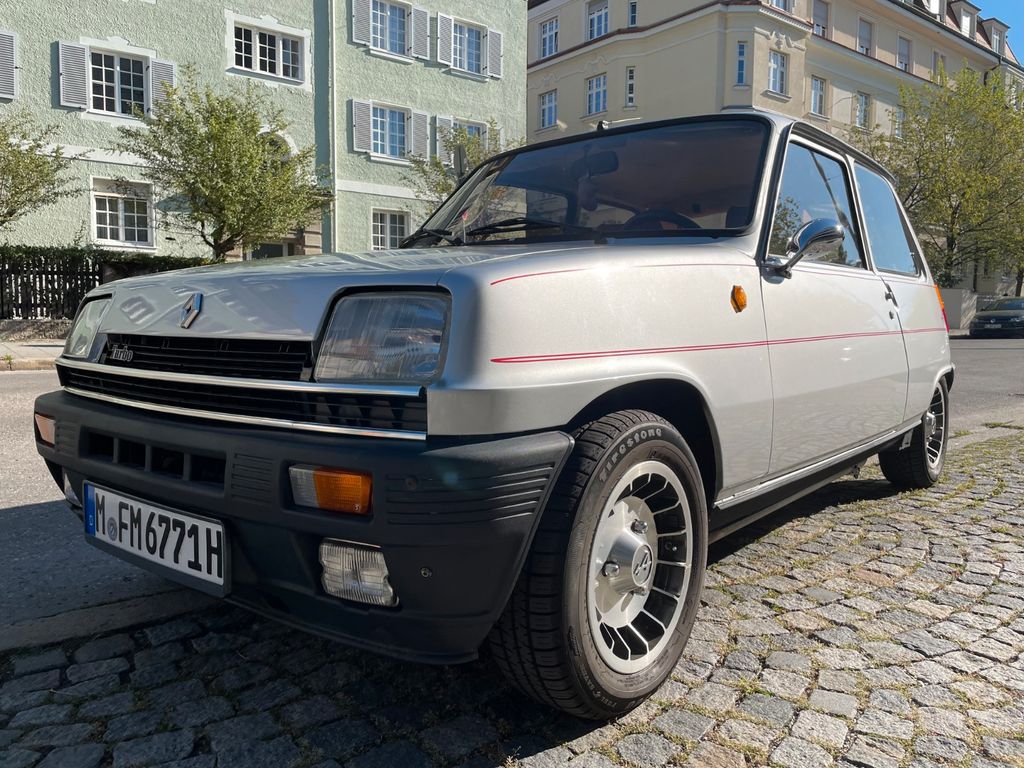 Renault 5 Alpine Turbo Silber H-Kennzeichen