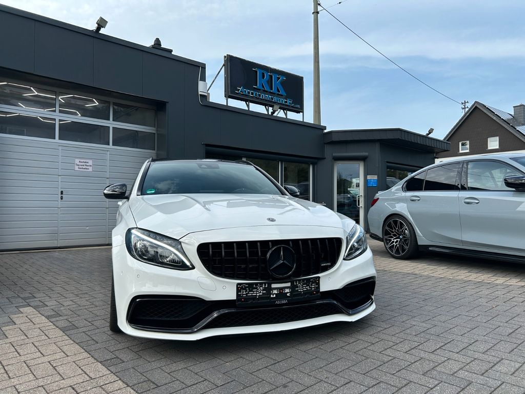 Bild des Angebotes Mercedes-Benz C 63 AMG T-Modell mit GARANTIE 12 Monate