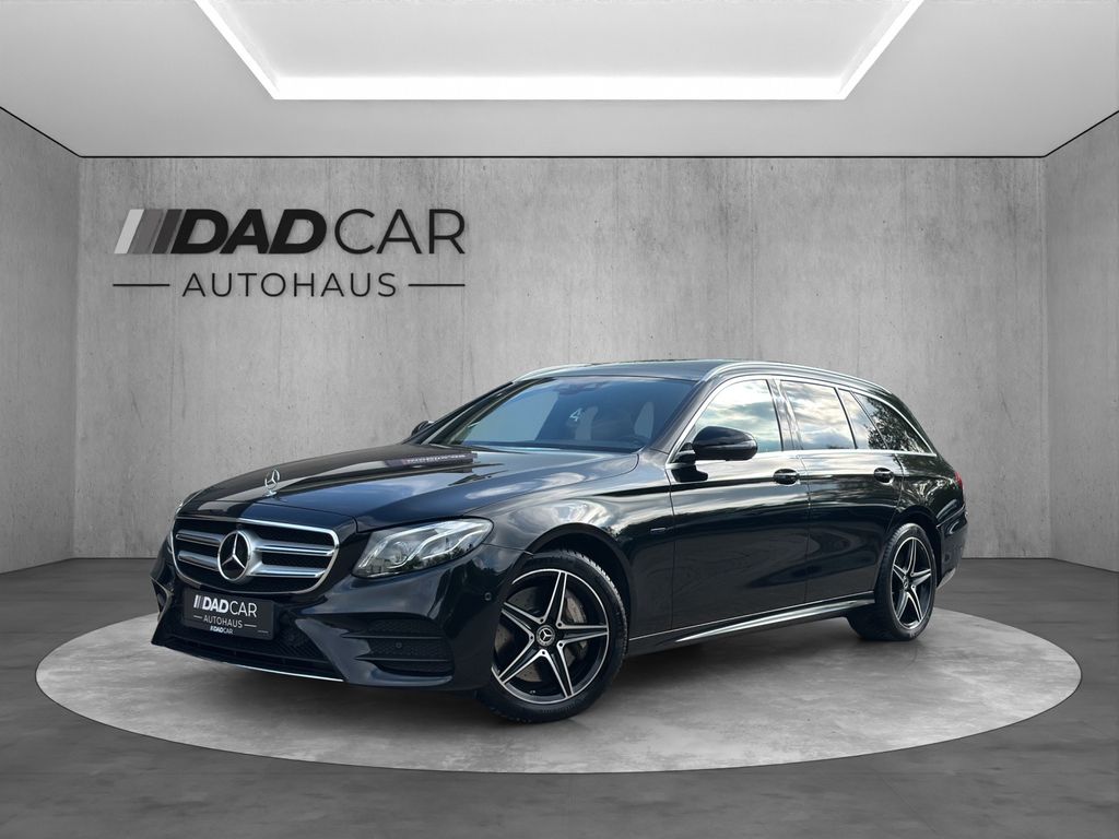 Bild des Angebotes Mercedes-Benz E 300 de *AMG*AHK*BURMESTER*LED*PANO*WIDESCREEN*