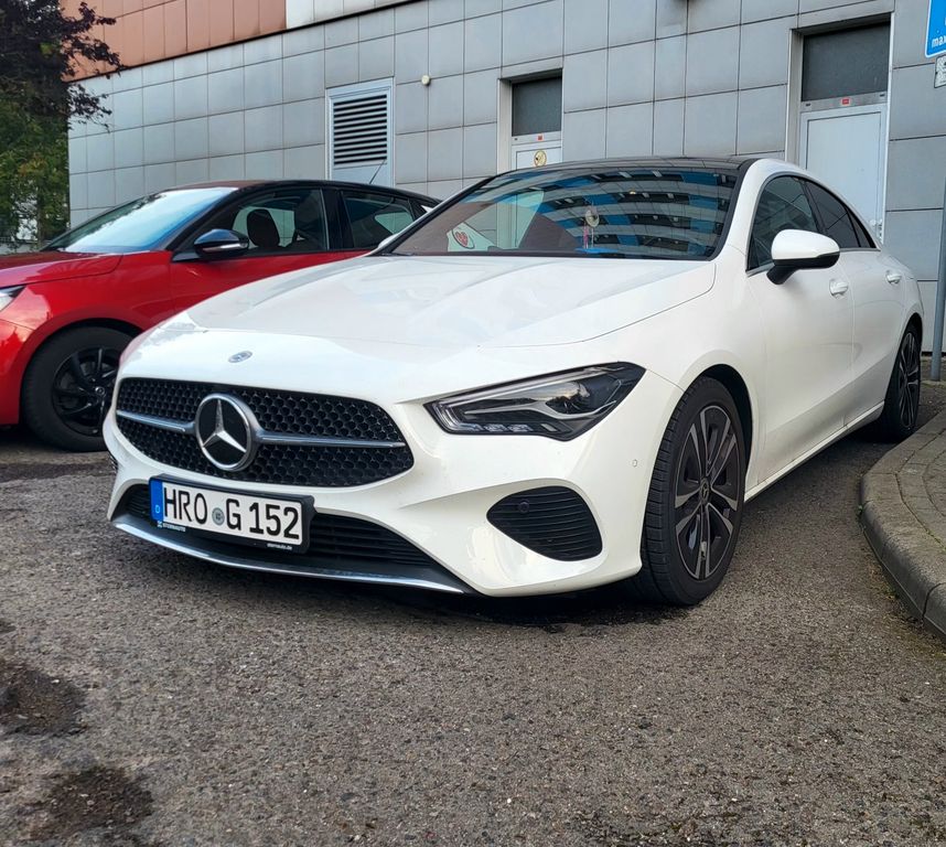 Bild des Angebotes Mercedes-Benz CLA 180 DCT Coupé Pano/Burmester/Led/Kamera