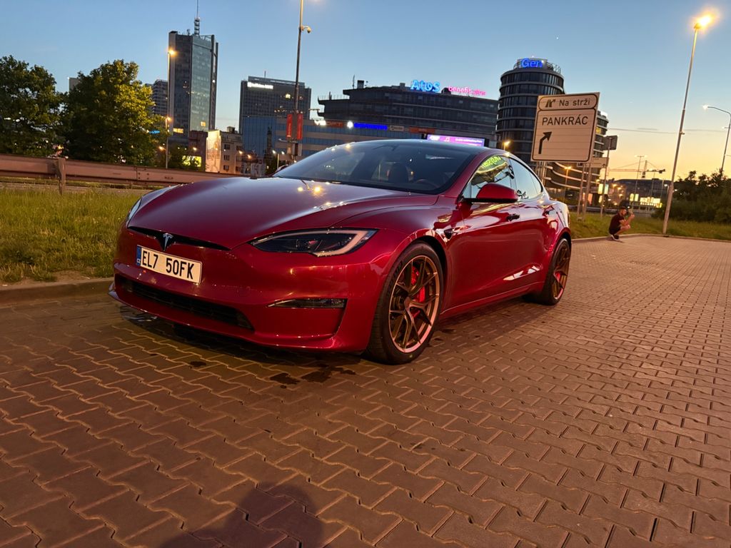 Tesla Model S Plaid Track Package 1020HP (750KW)