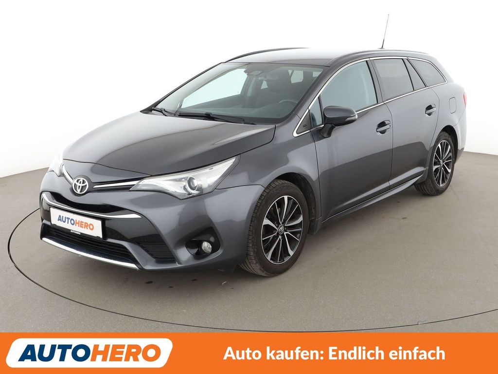 Bild des Angebotes Toyota Avensis 1.8 Team D *NAVI*TEMPO*CAM*SHZ*ALU*KLIMA