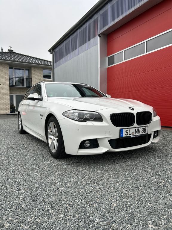 Bild des Angebotes BMW 525d Touring M Sport