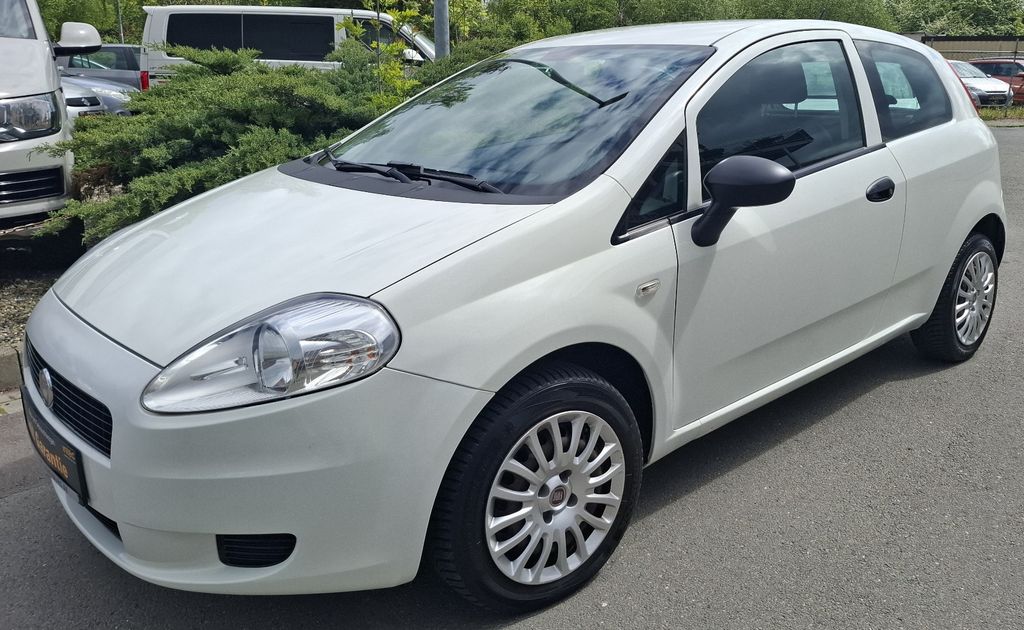 Bild des Angebotes Fiat Grande Punto 1.2 8V Basis  *ZAHNRIEMENSATZ-NEU!