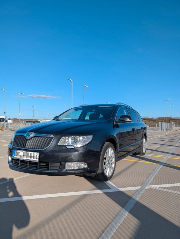 Bild des Angebotes Skoda Superb 2.0 TDI DSG Elegance Combi Elegance