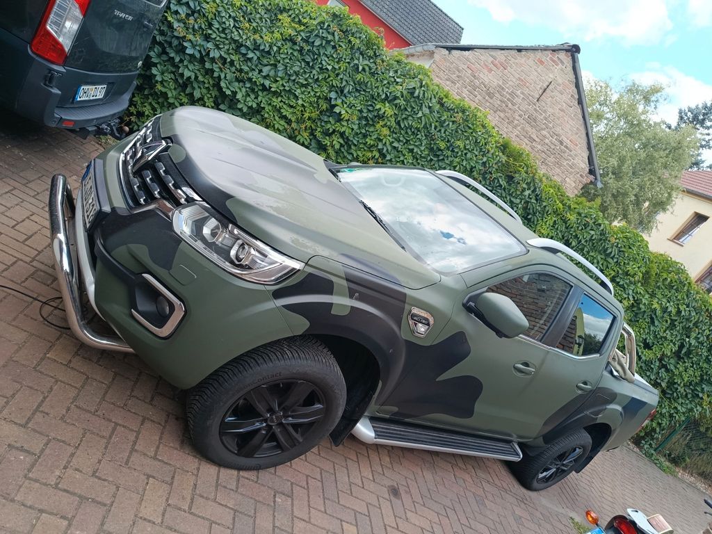 Renault Alaskan