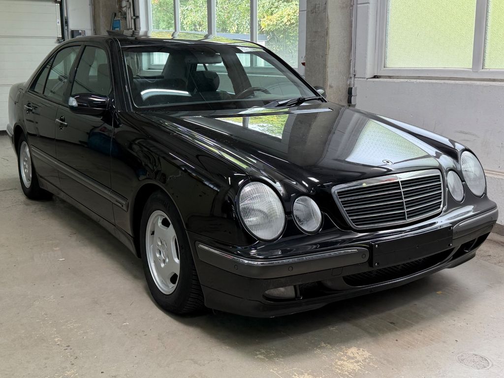 Bild des Angebotes Mercedes-Benz E 240  Elegance Atom COMAND SHD PTS SHZ SERVECE