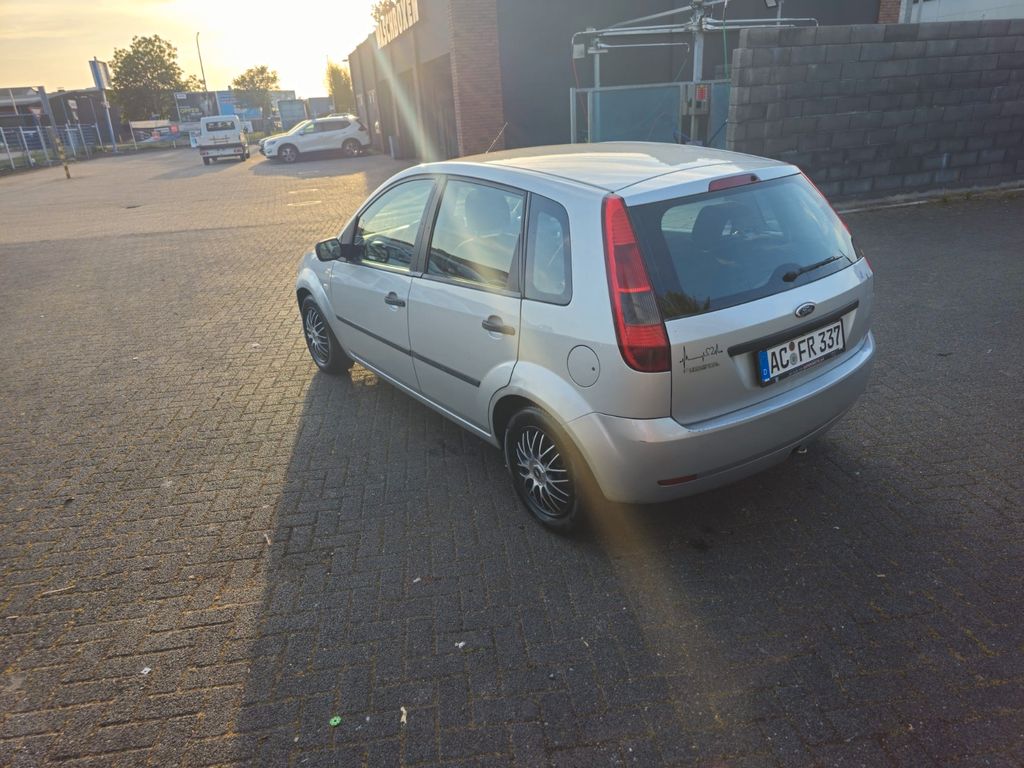 Bild des Angebotes Ford Fiesta 1.4 16V Mit Audio-Hifi-System, TüV2028