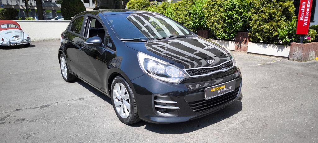 Bild des Angebotes Kia UEFA Euro,Navi, Klimaaut., uff,2.Hand
