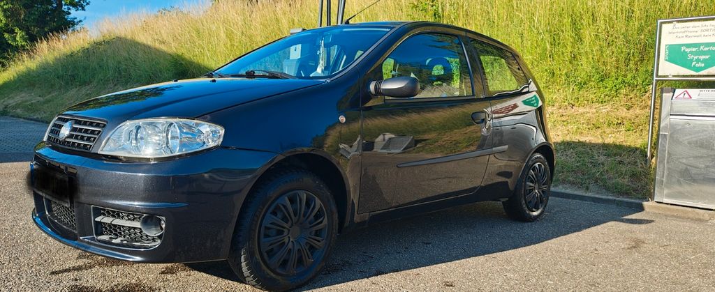 Bild des Angebotes Fiat Punto 1.2 16V Trofeo Trofeo