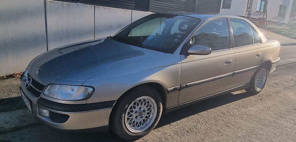 Bild des Angebotes Opel Omega B 2,0 16V 100kw ab Okt. H-Kennz. möglich