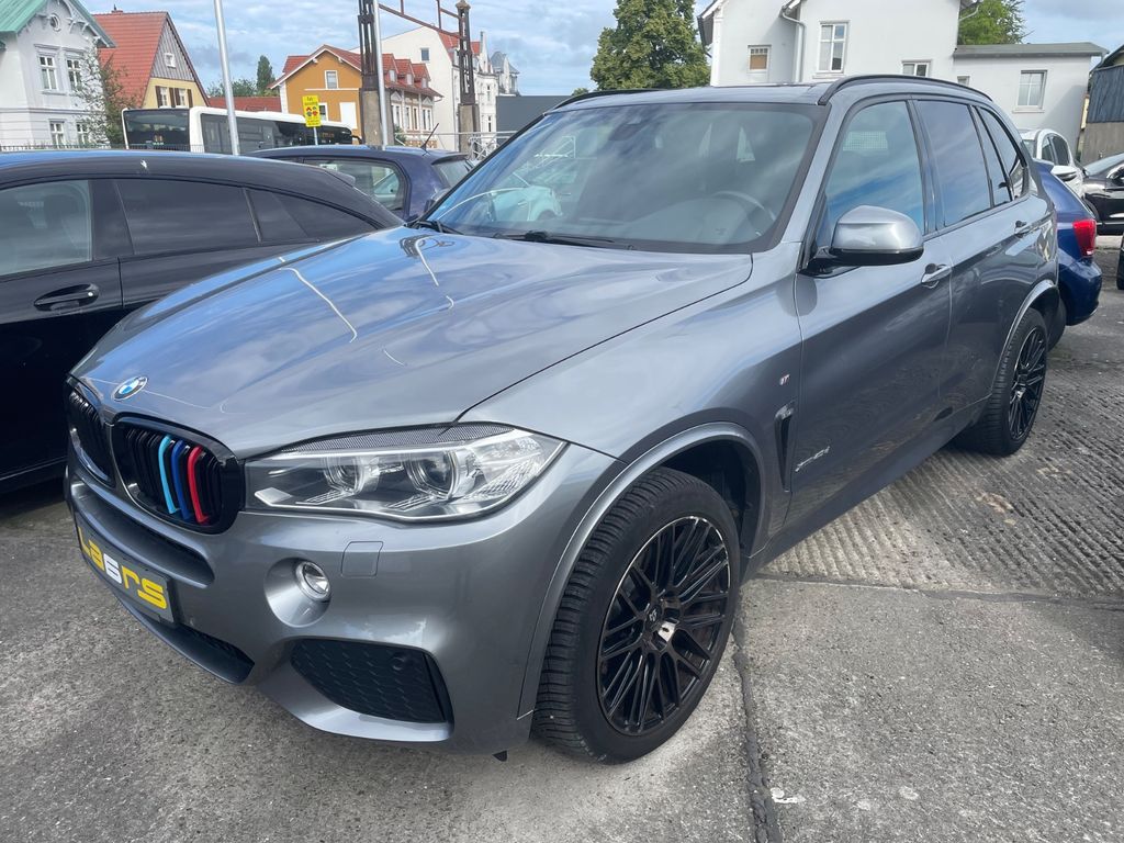 BMW xDrive 40d Panodach / M-Paket / 20 Zoll / AHK
