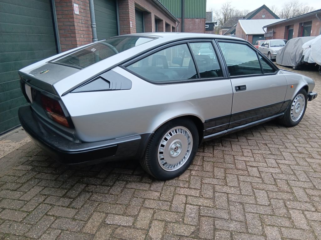 Alfa Romeo TÜV NEU GTV6 116 "3000 QV POTENZIATA" + H-Kennz.