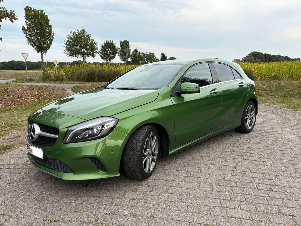 Bild des Angebotes Mercedes-Benz A 180 d | Harm/Kardon | CarPlay, AHK, Scheckheft