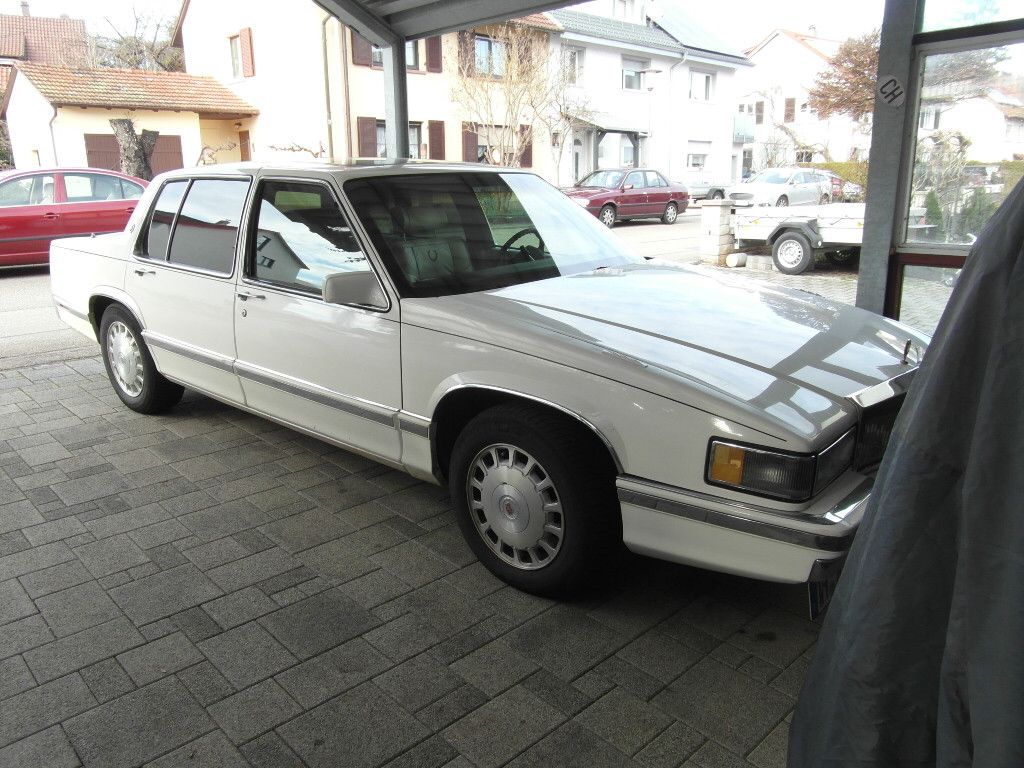 Bild des Angebotes Cadillac Deville V8, H-Kennzeichen, 4,9 Liter [TÜV neu]