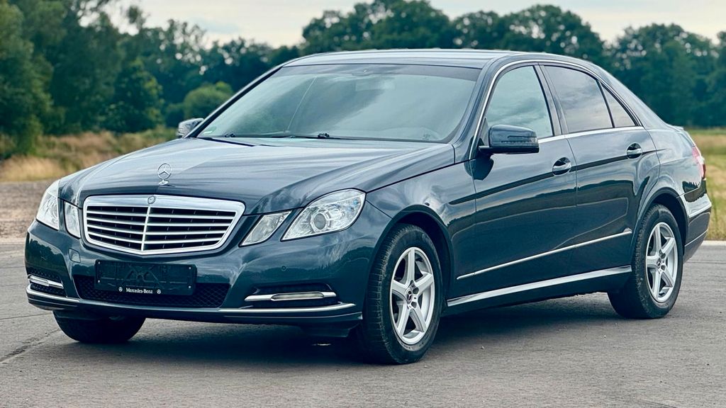 Bild des Angebotes Mercedes-Benz E 200 BlueEFFICIENCY ELEGANCE AUTOMATIK