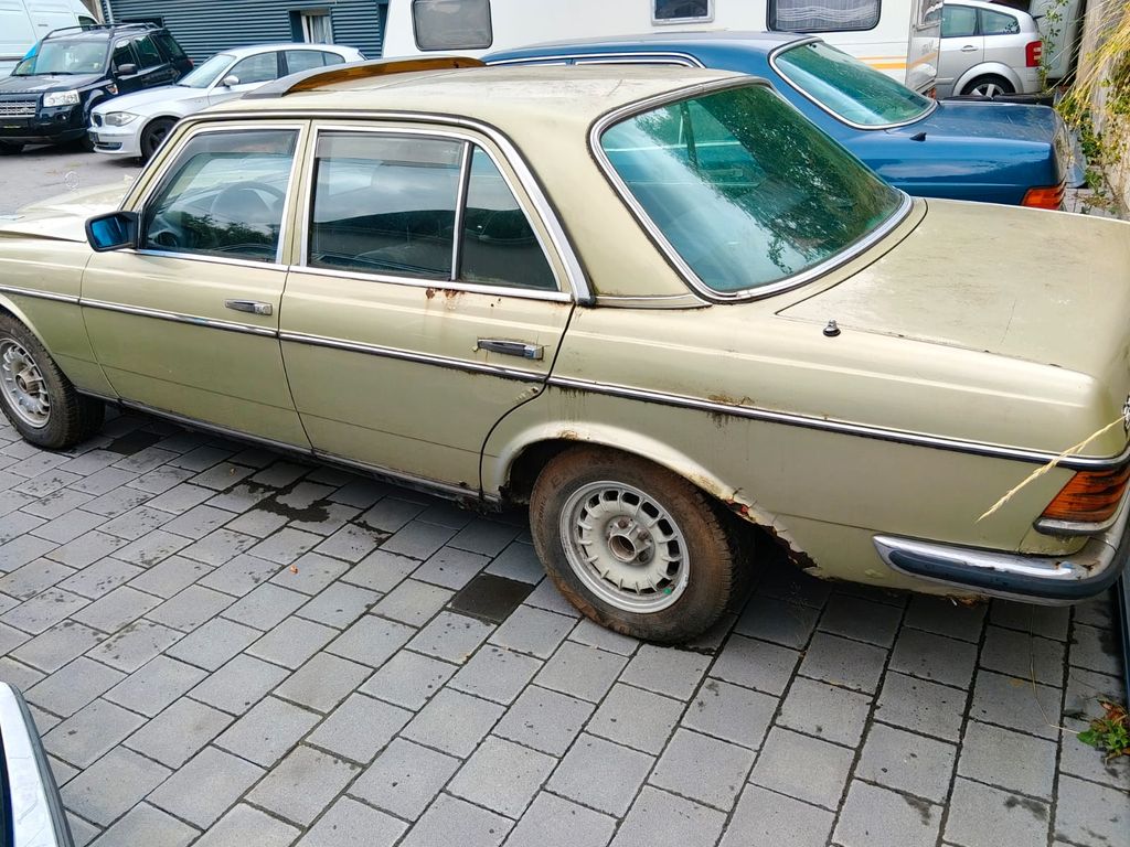 Mercedes-Benz 280 E
