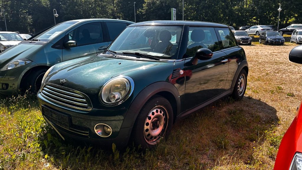 Bild des Angebotes MINI Cooper 1.6 ALU*KLIMA*NEBEL*RADIO*PANO*SHZ