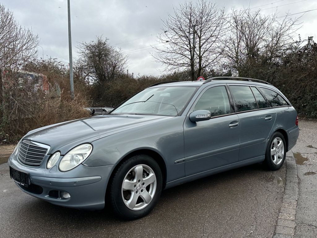 Bild des Angebotes Mercedes-Benz E 220 T CDI 7-Sitzer / Navigation/6 Gang