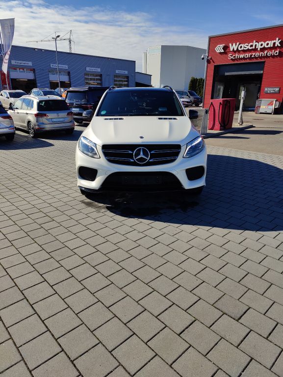 Bild des Angebotes Mercedes-Benz GLE 400 4MATIC AMG Line Top Zustand & Super Auss