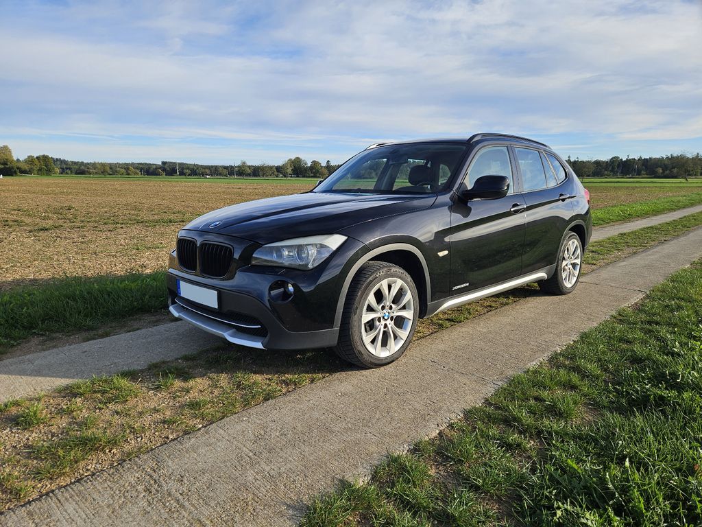 Bild des Angebotes BMW X1 xDrive20d - AHK 8fach bereift
