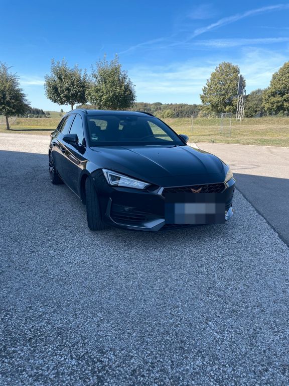 Bild des Angebotes Cupra Leon 2.0 TSI 228kW VZ 4Drive DSG Sportstourer VZ