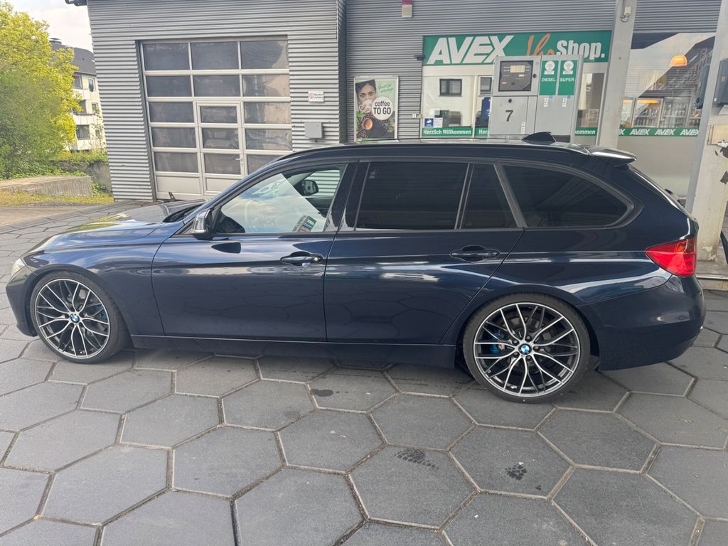 Bild des Angebotes BMW 328i Touring Sport Line Sport Line