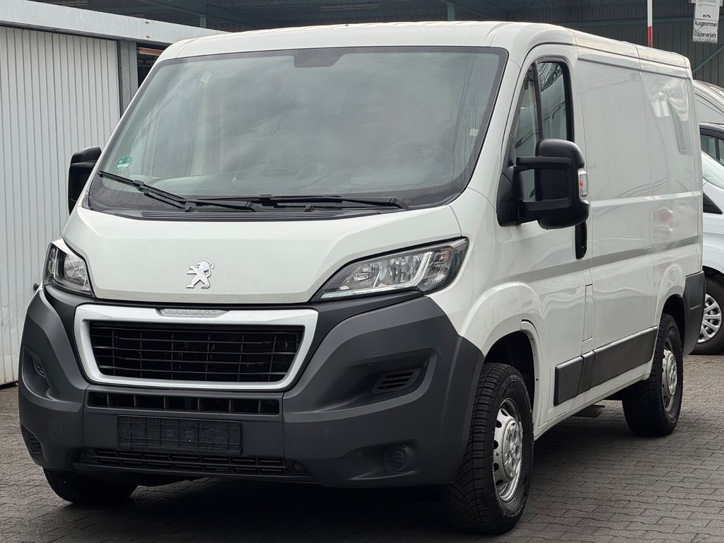 Bild des Angebotes Peugeot Boxer Kasten 330 L1H1 Komfort BlueHDi 110