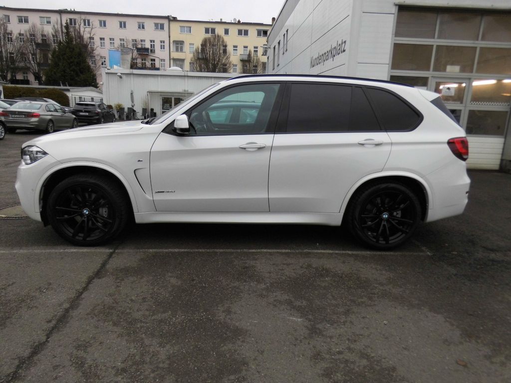Bild des Angebotes BMW X5 xDrive 40d M Sport Paket AHK ad. M FW SurView