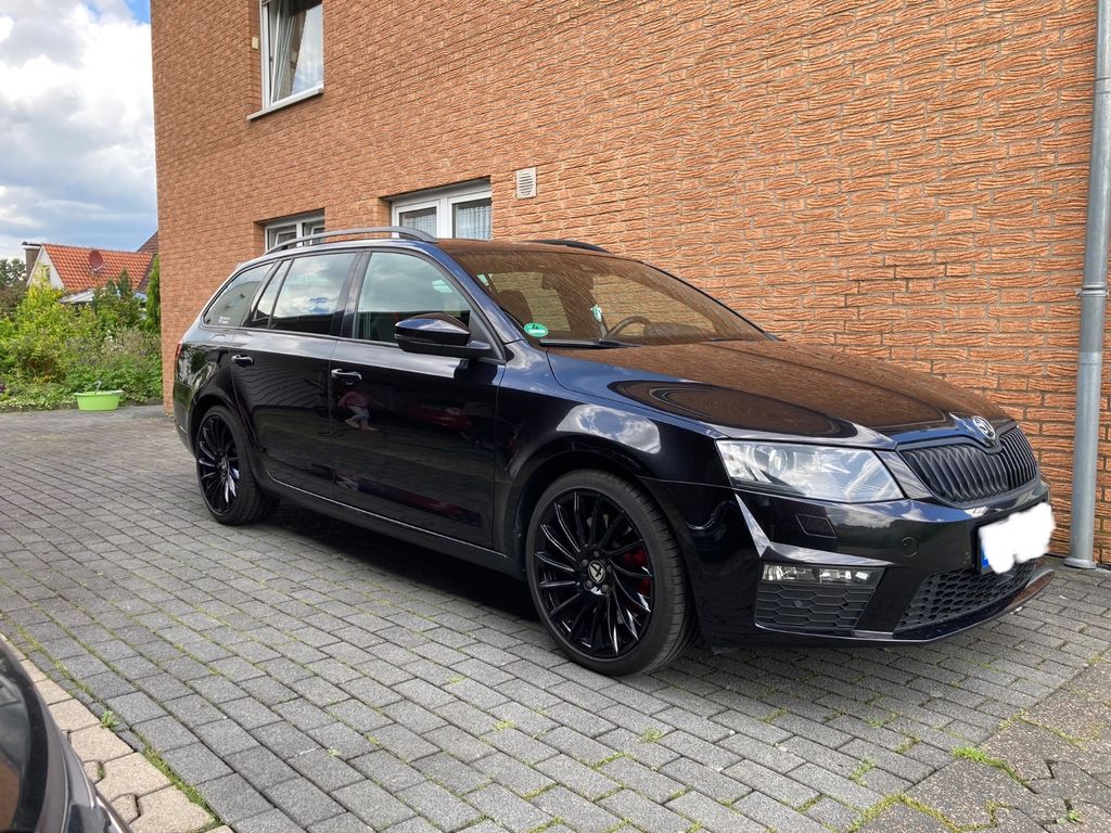 Bild des Angebotes Skoda Octavia 2.0 TDI RS Combi RS