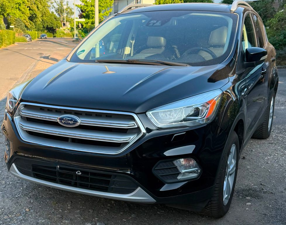 Bild des Angebotes Ford Kuga 1,5 EcoBoost Titanium 2.Hd AHK PANO Winter
