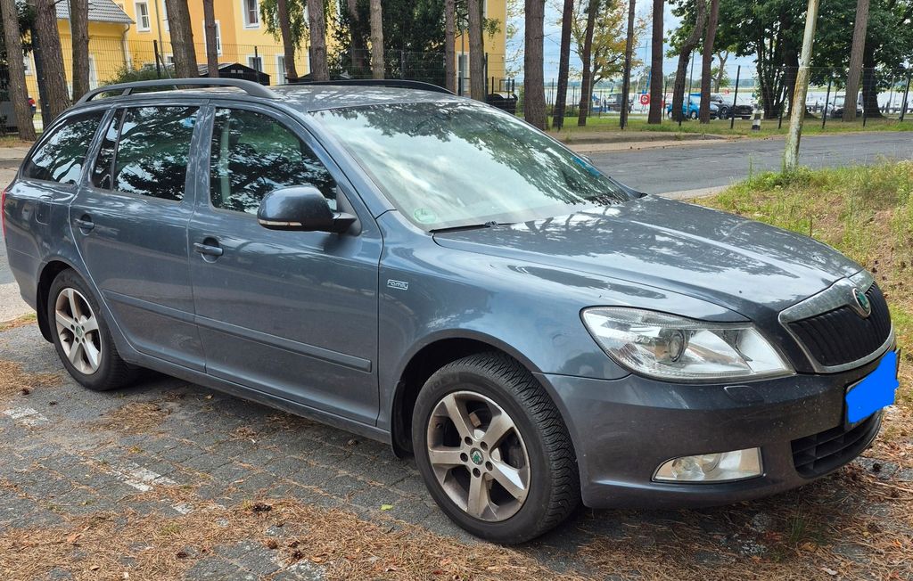 Bild des Angebotes Skoda Octavia 1.4 TSI Family Combi Family