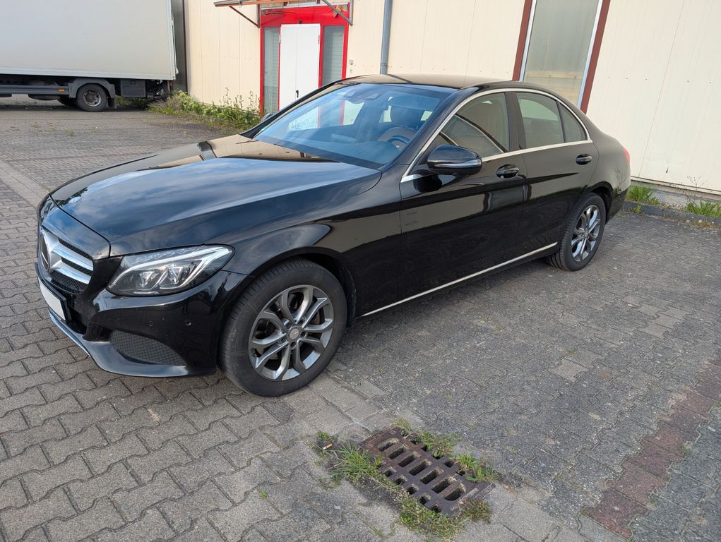 Bild des Angebotes Mercedes-Benz C 250 BlueTEC 4MATIC Autom. -
