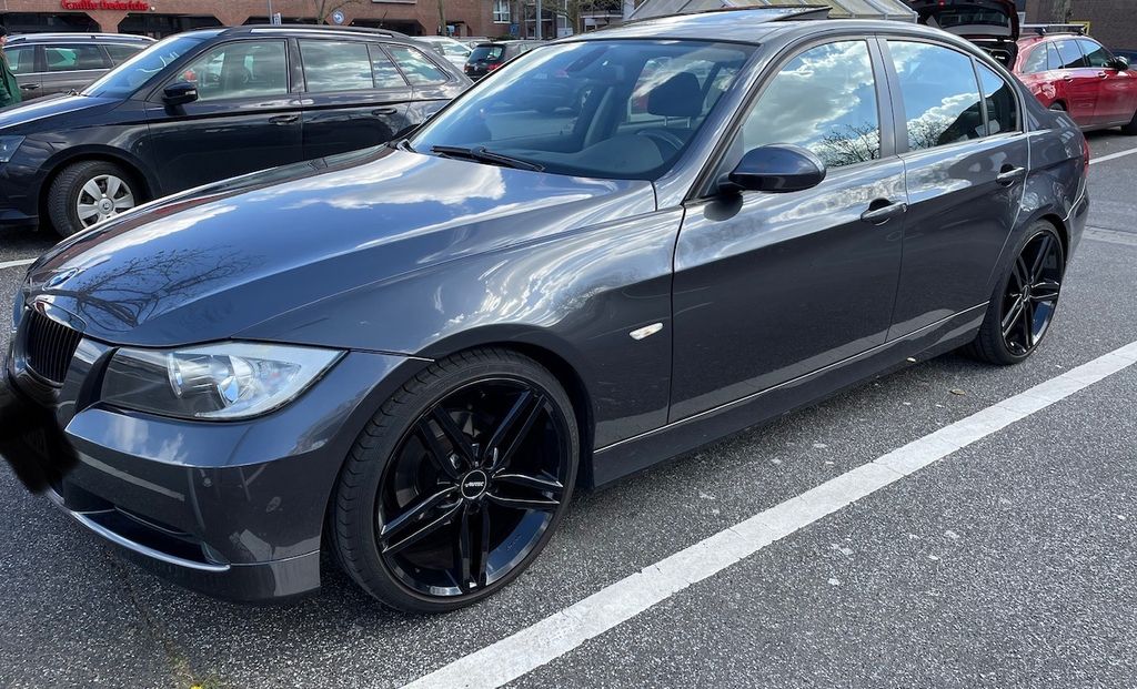 Bild des Angebotes BMW 318i 10/27 Motor überholt,Steuerkette gewechselt