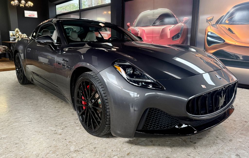 Bild des Angebotes Maserati Granturismo GranTurismo 361 kW 3.0 V6 AWD Modena