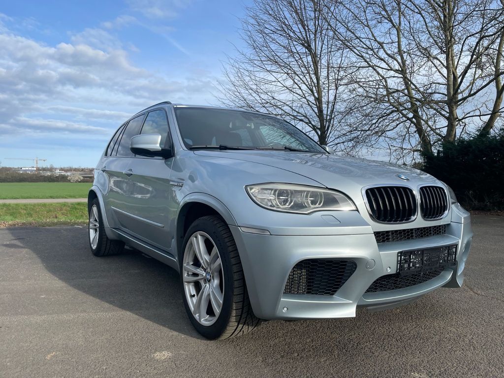 Bild des Angebotes BMW X5 M mit 555 PS