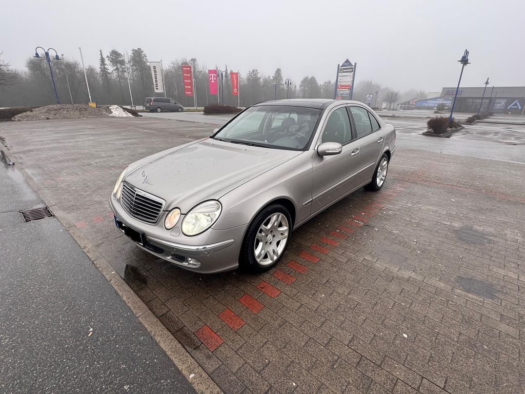 Bild des Angebotes Mercedes-Benz E 320 ELEGANCE mega Ausstattung, Pano, Distronic