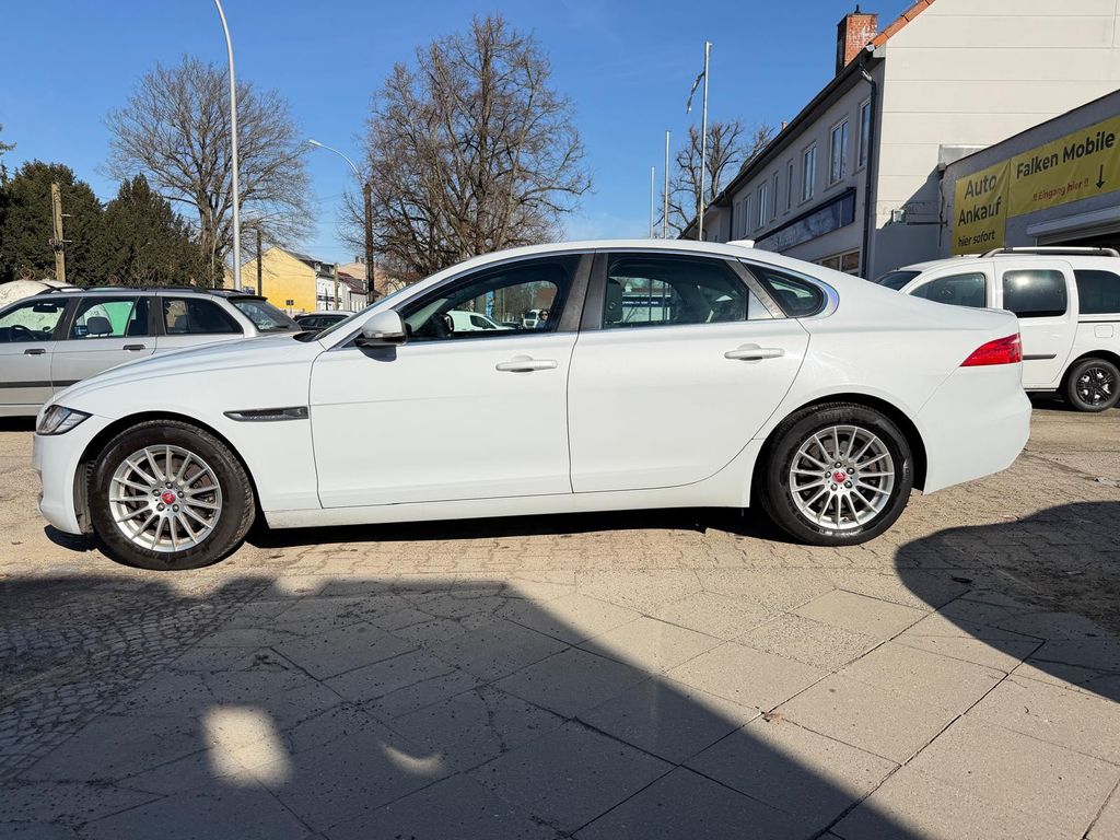 Bild des Angebotes Jaguar XF Pure + Klima + 8 fach bereift