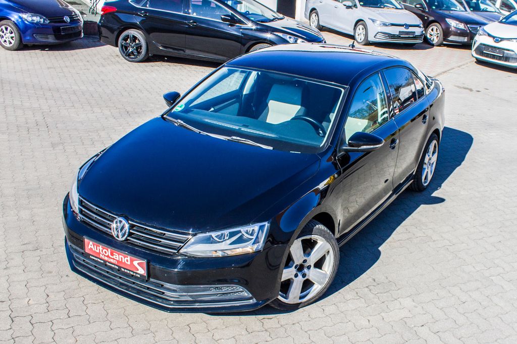 Bild des Angebotes Volkswagen Jetta 2.0 TDI 81kW DSG Klima+TÜV+Navi+NR49