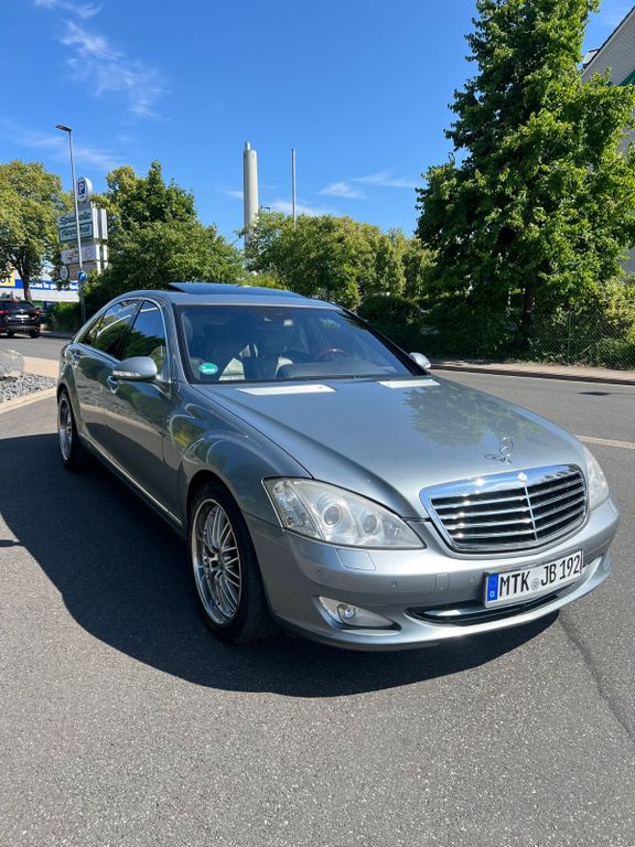 Bild des Angebotes Mercedes-Benz S 500 S -Klasse Lim. S 500 L Tüv-NEU